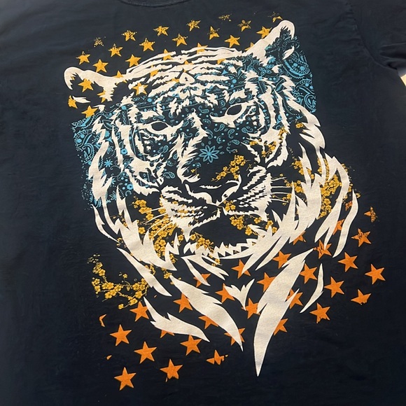 Boys tshirt - Picture 2 of 4